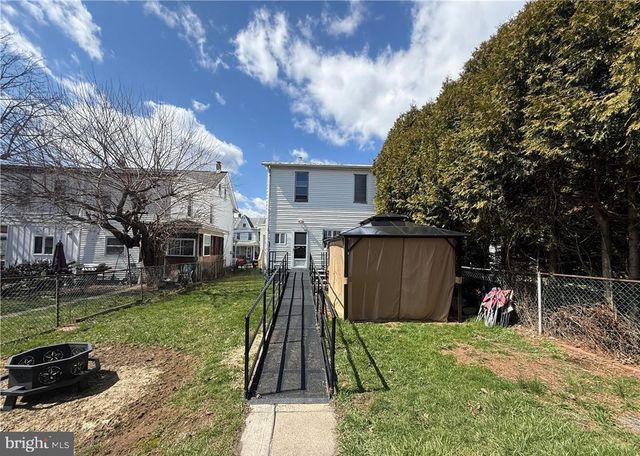 233 S LIBERTY ST, Orwigsburg, PA 17961