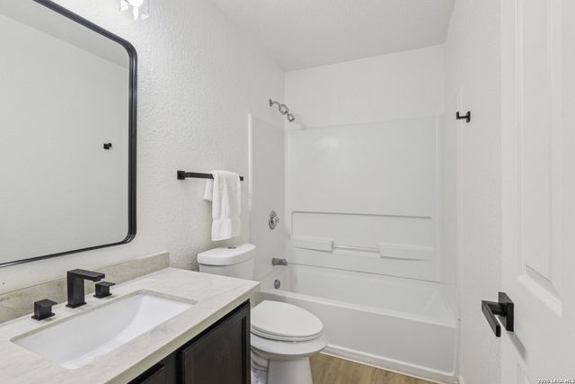 6210 Outlook Rdg, San Antonio, TX 78233