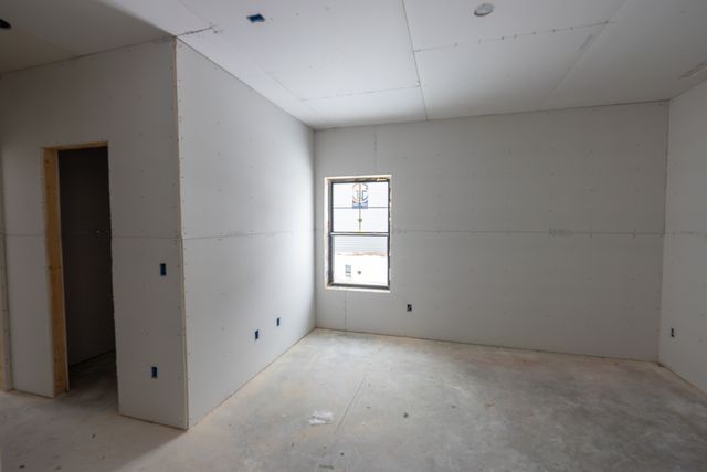 1917 S Stone Creek Boulevard, Urbana, IL 61802