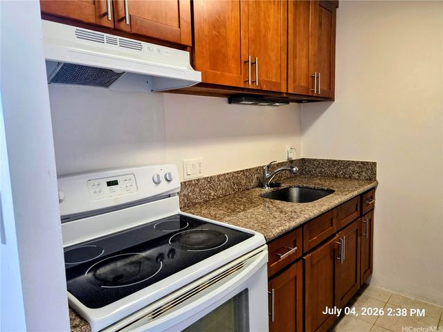 2121 Algaroba Street 607, Honolulu, HI 96826