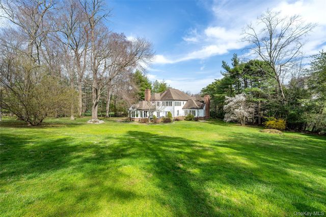 12 Hampton Road, Purchase, NY 10577