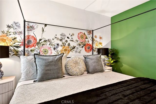 5939 Cimarron, Los Angeles, CA 90047