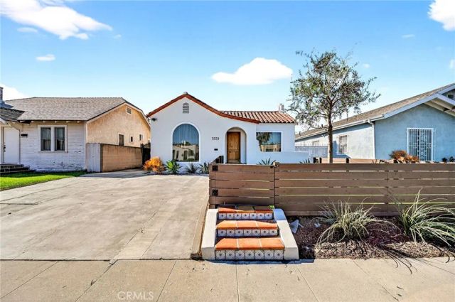 5939 Cimarron, Los Angeles, CA 90047