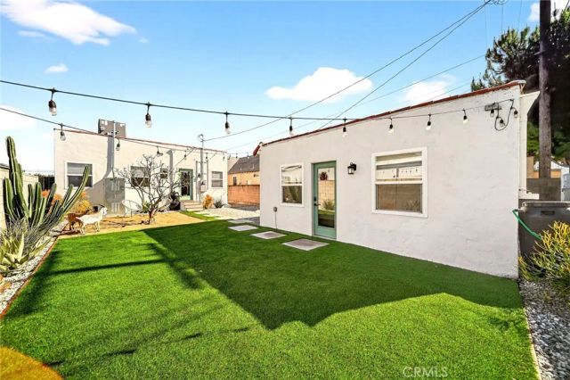 5939 Cimarron, Los Angeles, CA 90047