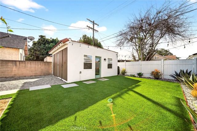 5939 Cimarron, Los Angeles, CA 90047