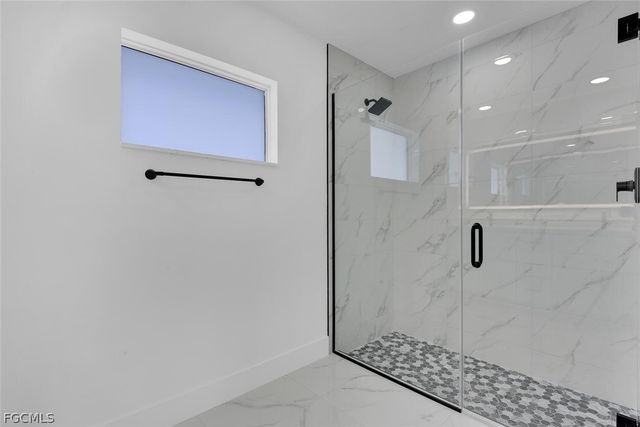 106 NW 20th ST, Cape Coral, FL 33993