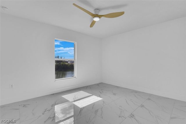 106 NW 20th ST, Cape Coral, FL 33993