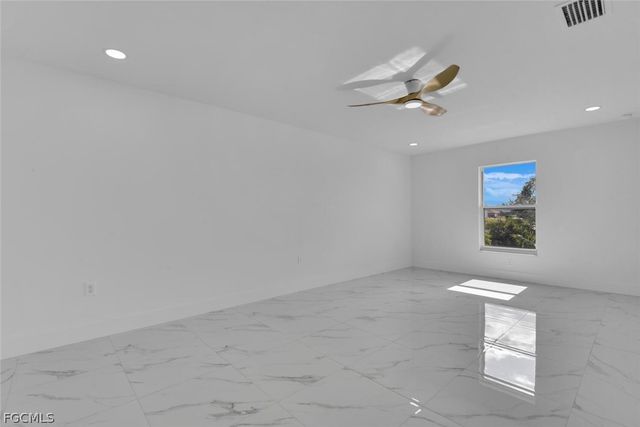 106 NW 20th ST, Cape Coral, FL 33993