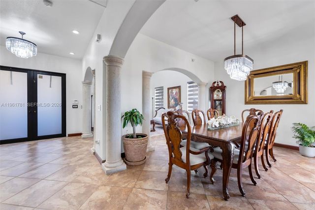 18091 NW 87th Ct, Hialeah, FL 33018