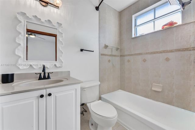 18091 NW 87th Ct, Hialeah, FL 33018