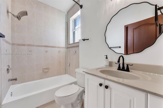 18091 NW 87th Ct, Hialeah, FL 33018