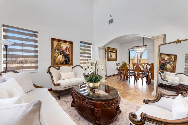 18091 NW 87th Ct, Hialeah, FL 33018