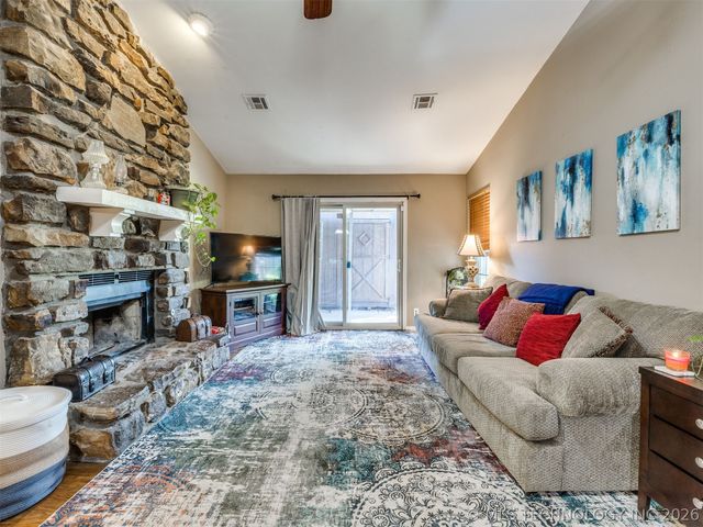13406 S 89th East Avenue, Bixby, OK 74008