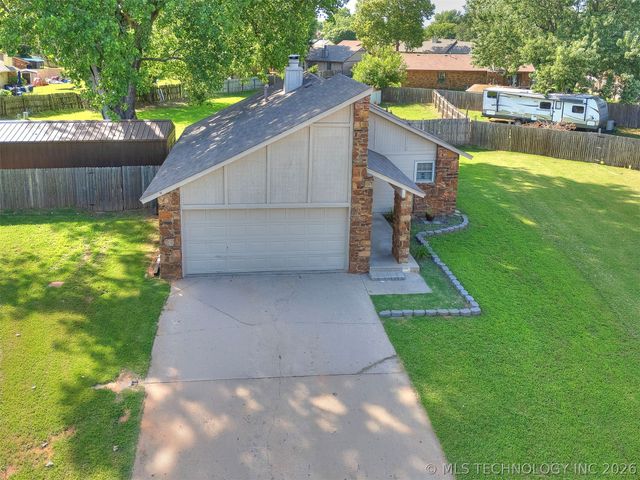 13406 S 89th East Avenue, Bixby, OK 74008