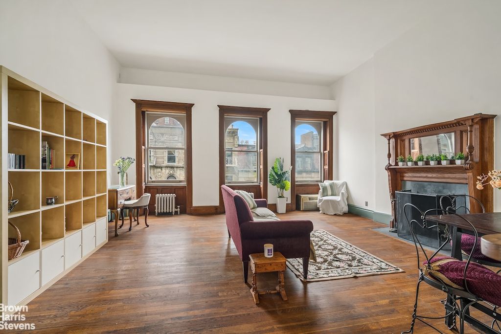 140 W 80th St Apt 5, New York City, NY 10024