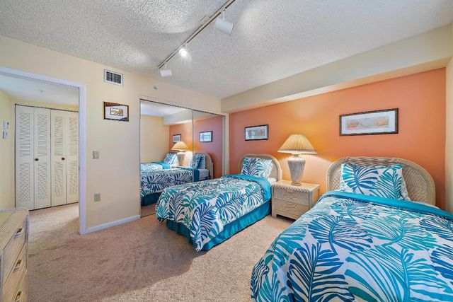 2601 Marina Isle Way 402, Jupiter, FL 33477