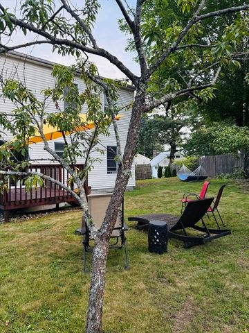 43 Fairlane Rd, Boston, MA 02132