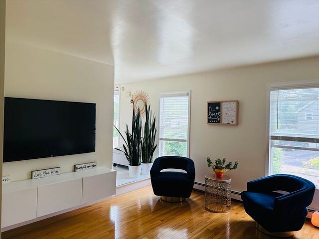 43 Fairlane Rd, Boston, MA 02132