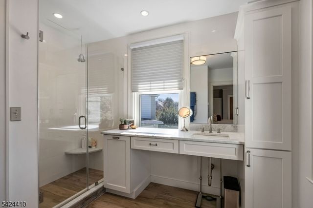 20 Georgian Rd, Morristown Town, NJ 07960