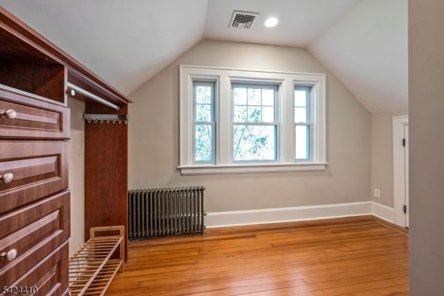 20 Georgian Rd, Morristown Town, NJ 07960