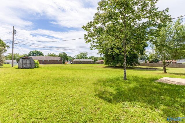 2119 Aretha Street, Athens, AL 35611