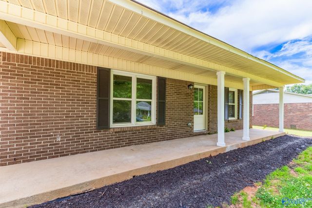 2119 Aretha Street, Athens, AL 35611