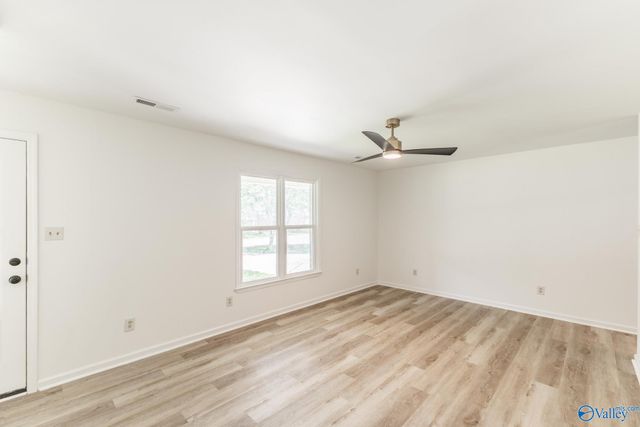 2119 Aretha Street, Athens, AL 35611