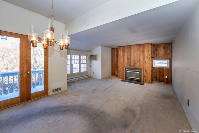 502 Holly Stream Court, Brewster, NY 10509