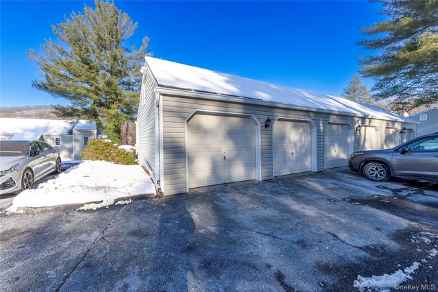 502 Holly Stream Court, Brewster, NY 10509