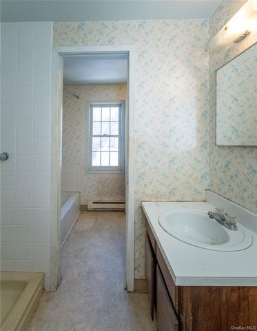 502 Holly Stream Court, Brewster, NY 10509