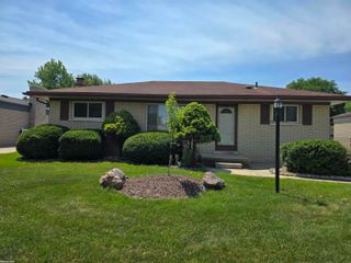 14968 Clemson Drive, Sterling Heights, MI 48313