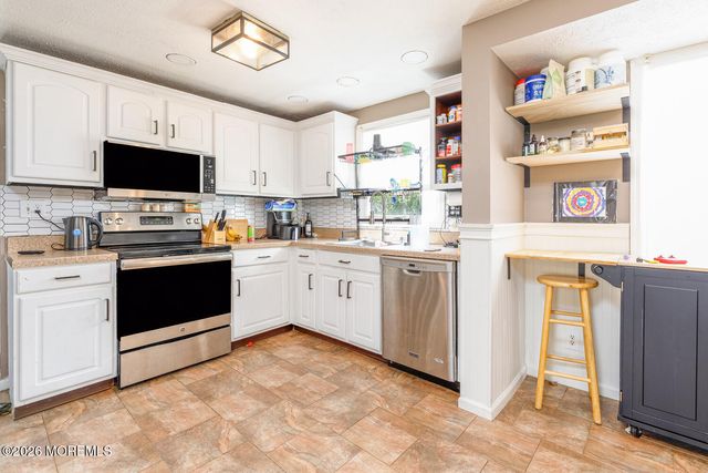 83 Saint Andrews Drive, Little Egg Harbor, NJ 08087