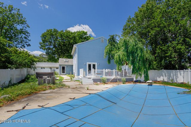 83 Saint Andrews Drive, Little Egg Harbor, NJ 08087