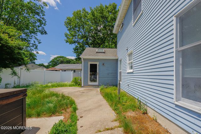 83 Saint Andrews Drive, Little Egg Harbor, NJ 08087