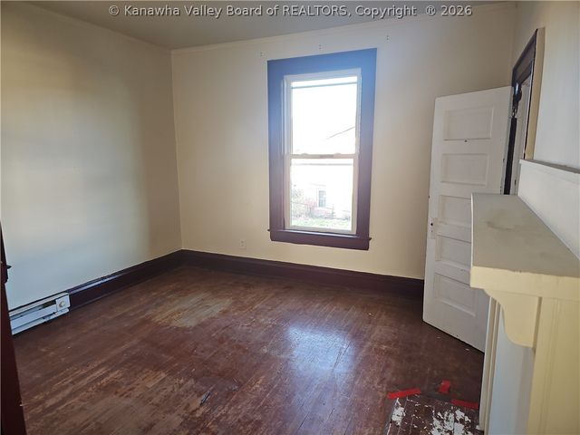 1406 Lee Street E, Charleston, WV 25301