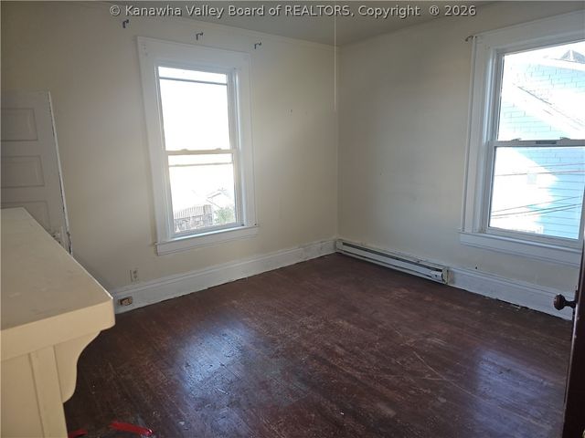 1406 Lee Street E, Charleston, WV 25301