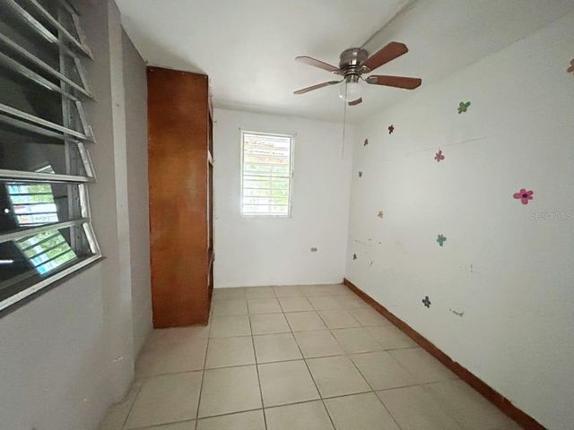 11 CALLE, Carolina, PR 00985