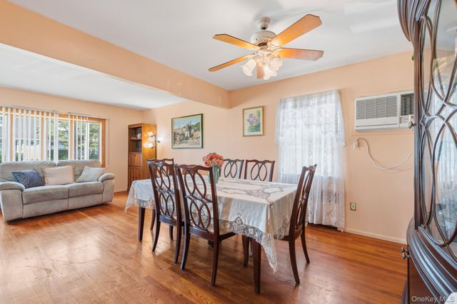 19 Acorn Place, Lynbrook, NY 11563