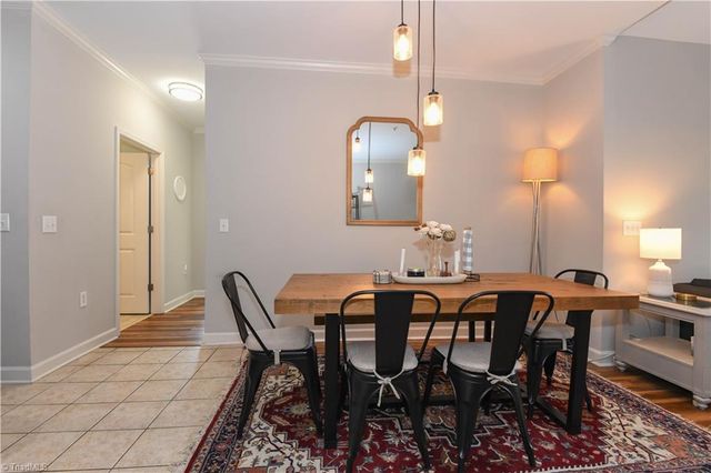 7100 W Friendly Avenue 308, Greensboro, NC 27410