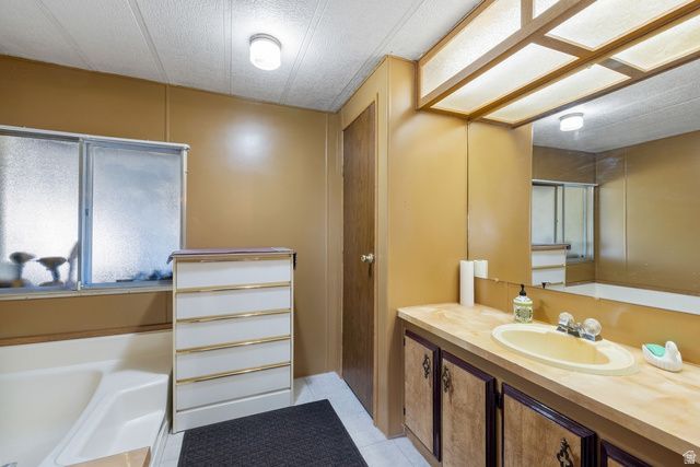 11010 S LUCAS LN, South Jordan, UT 84095