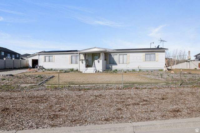 11010 S LUCAS LN, South Jordan, UT 84095