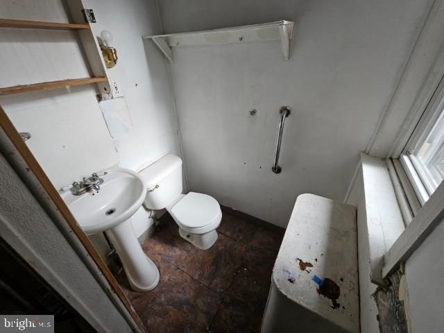 4953 N WARNOCK ST, Philadelphia, PA 19141