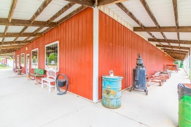 23080 Waller Road, Fulton, IL 61252