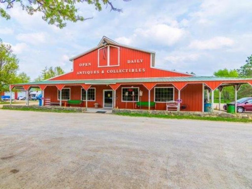 23080 Waller Road, Fulton, IL 61252