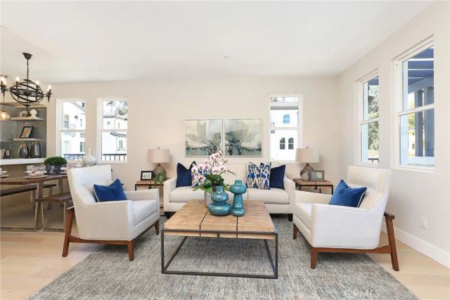 11 Oakmont Lane, Phillips Ranch, CA 91766