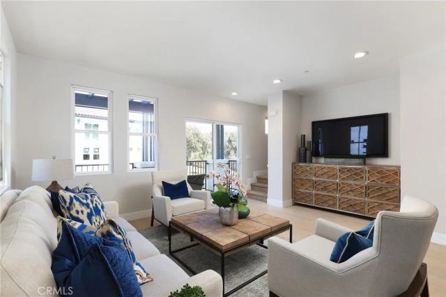 11 Oakmont Lane, Phillips Ranch, CA 91766