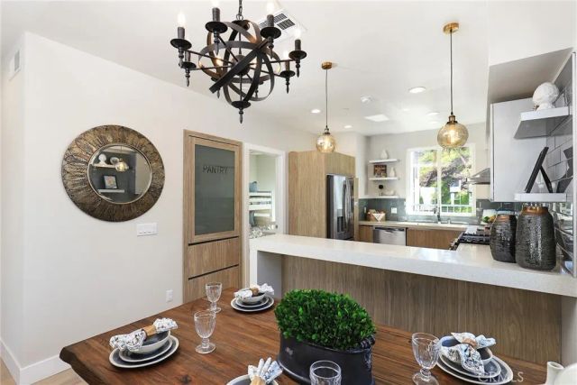 11 Oakmont Lane, Phillips Ranch, CA 91766