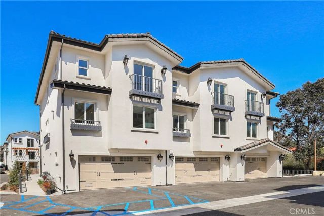 11 Oakmont Lane, Phillips Ranch, CA 91766