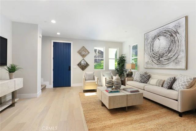 11 Oakmont Lane, Phillips Ranch, CA 91766