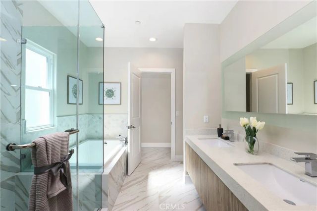 11 Oakmont Lane, Phillips Ranch, CA 91766